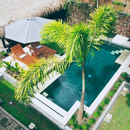 Готель Dalai Tropical Kuta  Екстер'єр фото