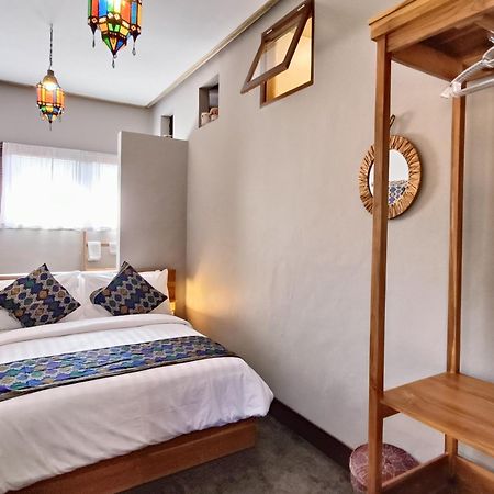 Готель Dalai Tropical Kuta  Екстер'єр фото