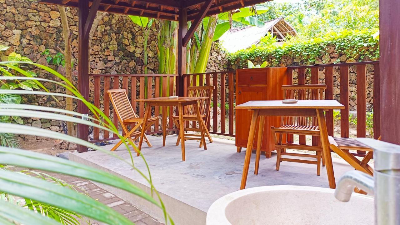 Готель Dalai Tropical Kuta  Екстер'єр фото