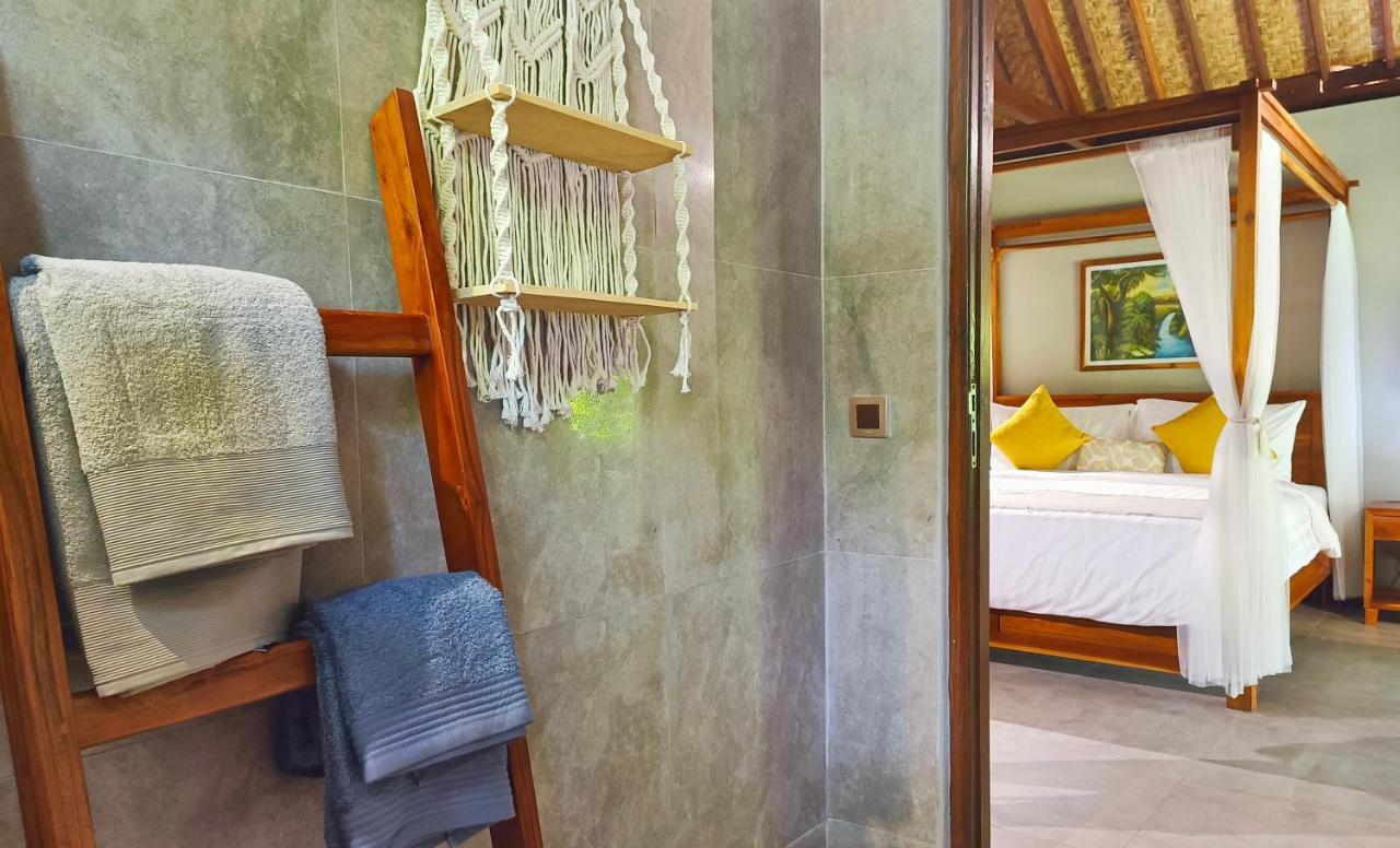 Готель Dalai Tropical Kuta  Екстер'єр фото