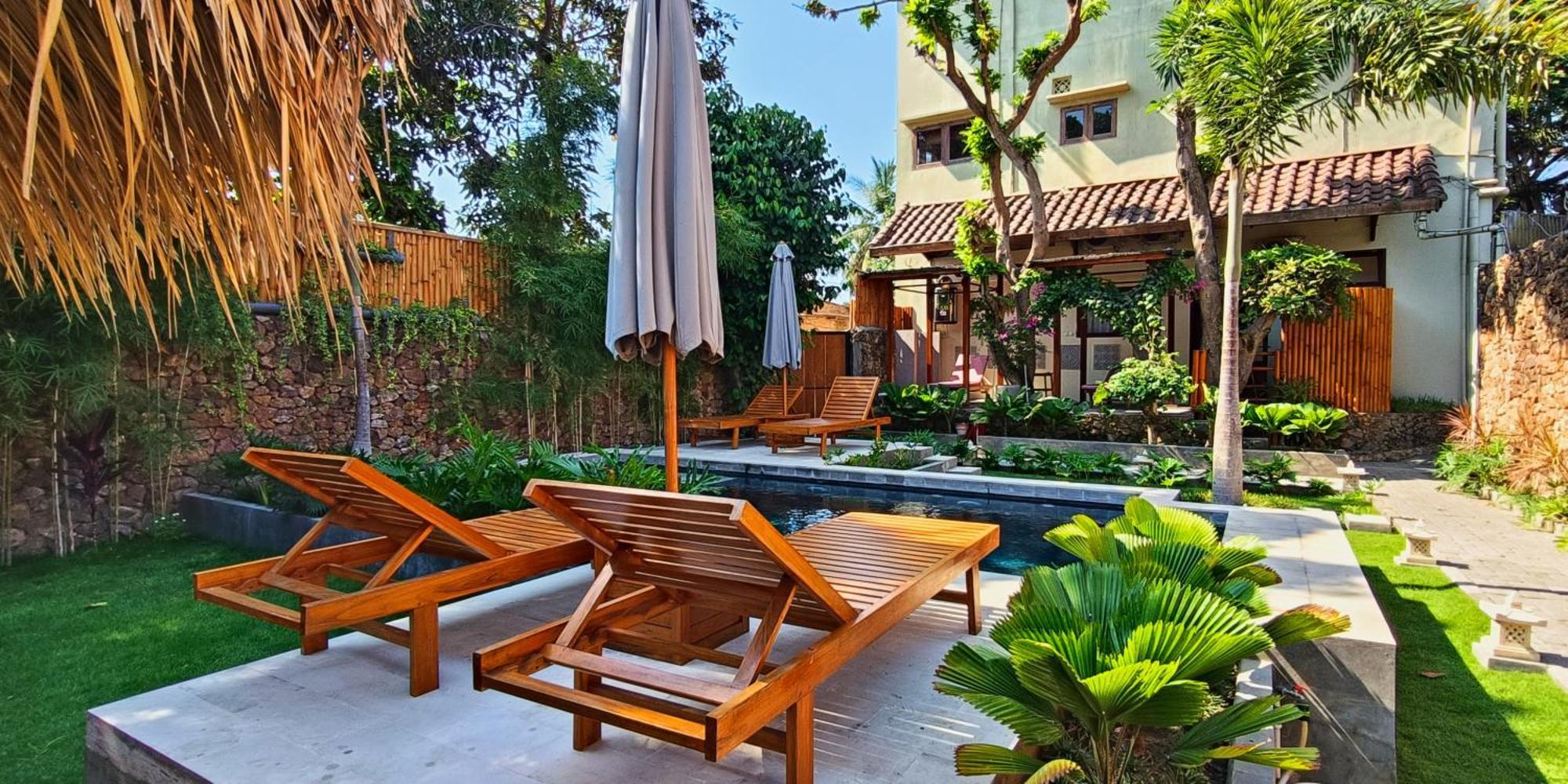 Готель Dalai Tropical Kuta  Екстер'єр фото