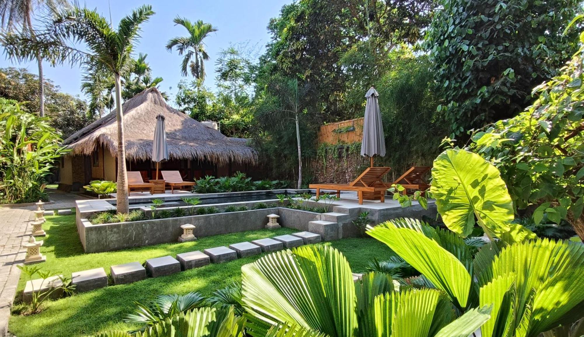 Готель Dalai Tropical Kuta  Екстер'єр фото