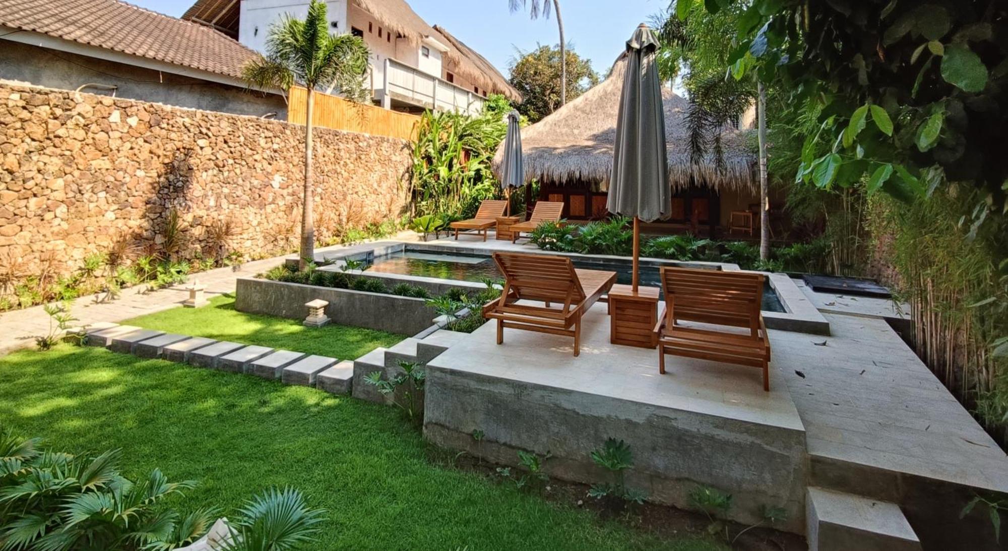 Готель Dalai Tropical Kuta  Екстер'єр фото